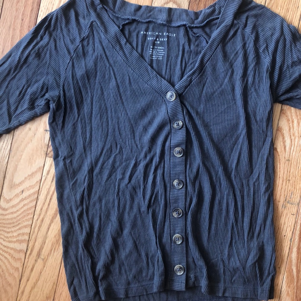 American Eagle top